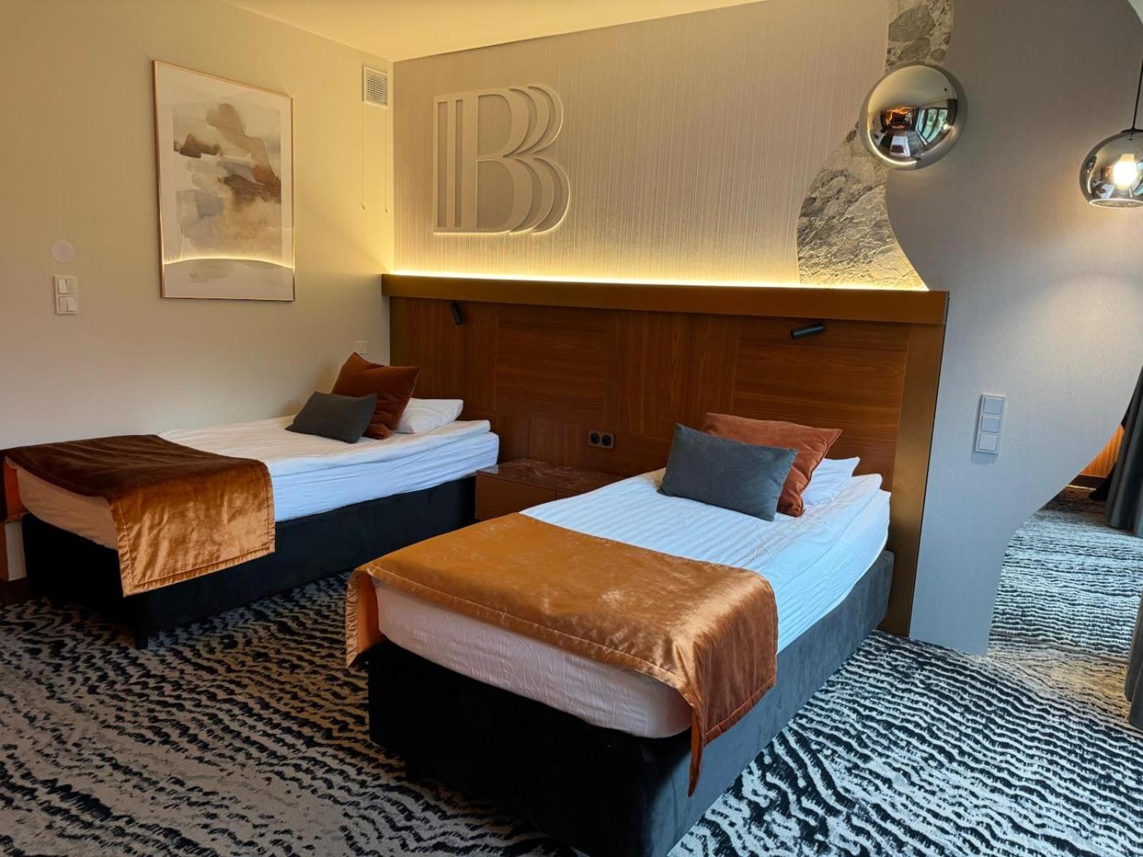 Bazuny Hotel&Spa Kościerzyna Buitenkant foto