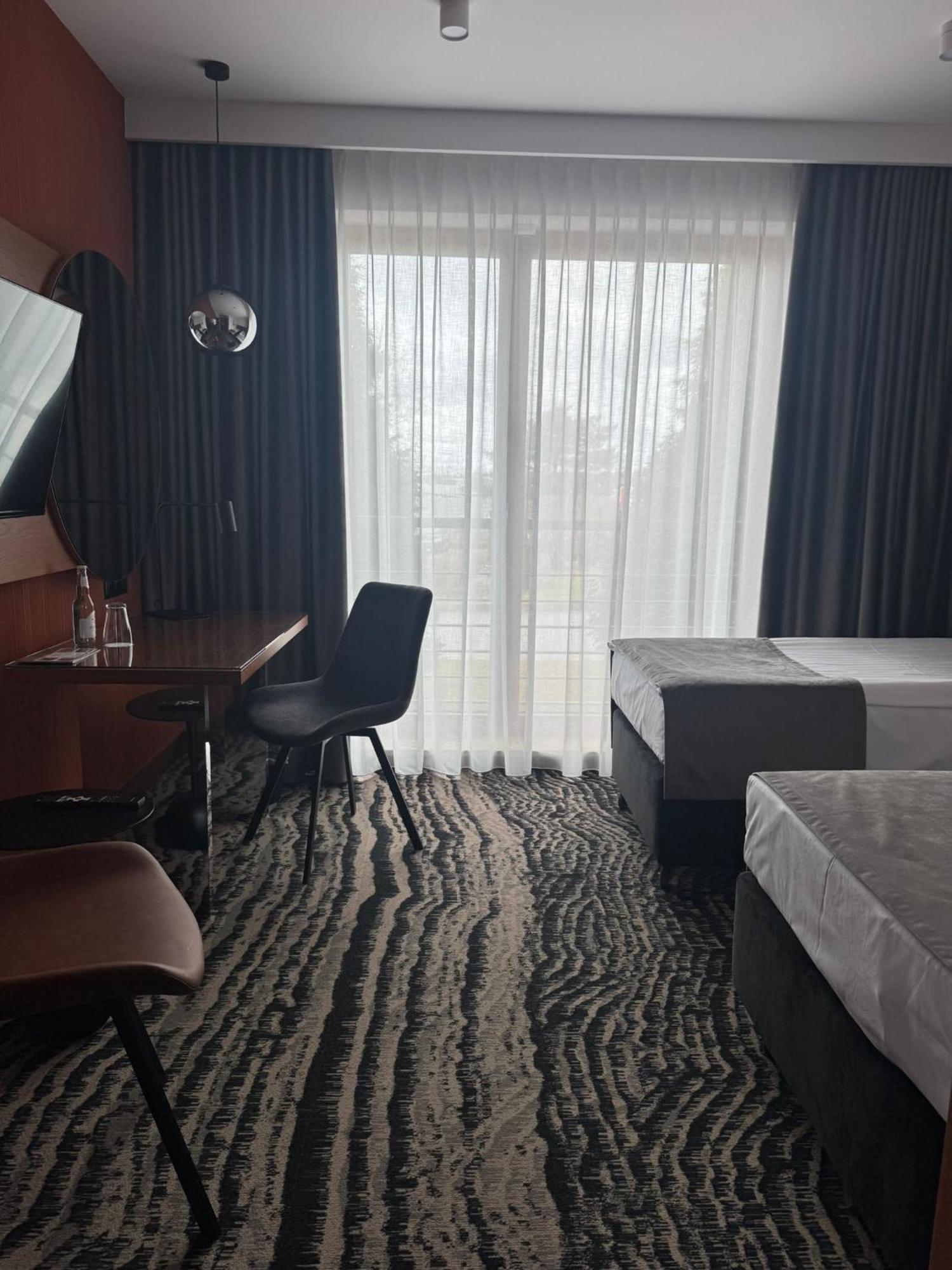 Bazuny Hotel&Spa Kościerzyna Buitenkant foto
